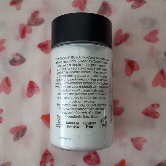 RCMA The Original No-Colour Powder - Picture 4 of 7